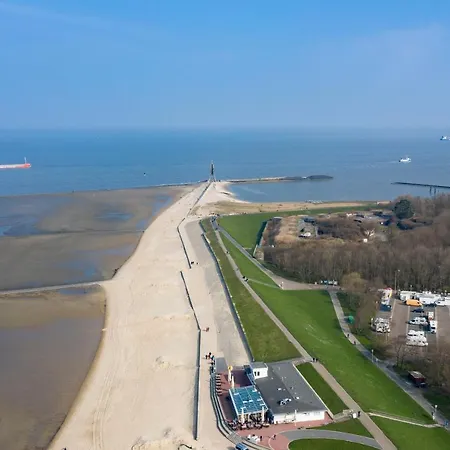 Trafalgar 246 Apartman